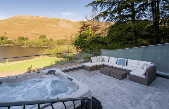 Luxury lakeside accommodation with hot tub at Waternook near Ullswater, Lake District